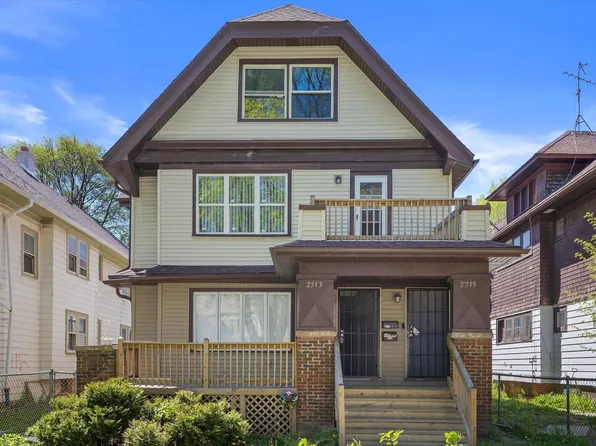 2713 N 44th STREET #2715, Milwaukee, WI 53210