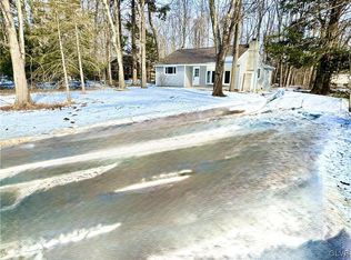 1689 Lake Ln, Pocono Lake, PA 18347