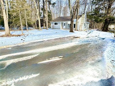 1689 Lake Ln, Pocono Lake, PA, 18347