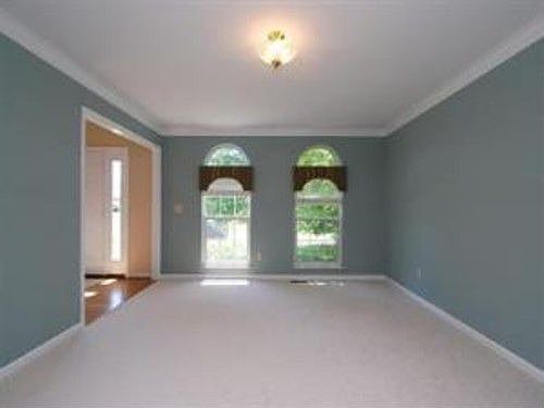 5th image of 478 Windfern Forest Ln