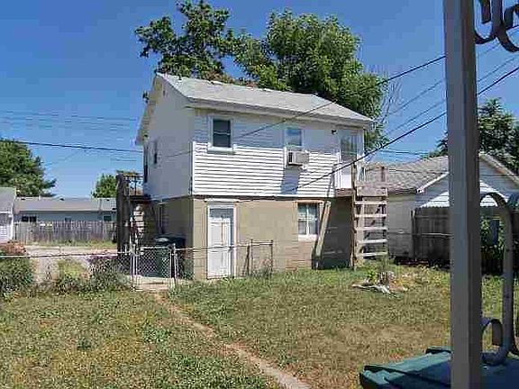 5th image of 2406 S Mulberry St