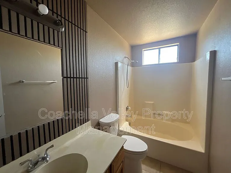 32934 Rancho Vista Dr #4 — Photo 13