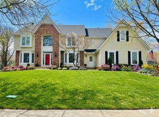 13008 Glenfield St, Leawood, KS 66209