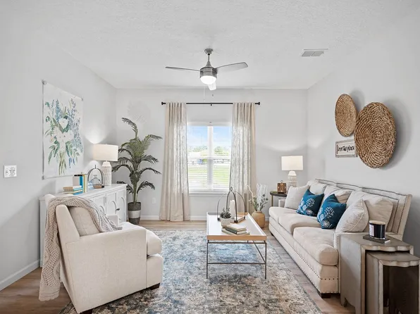 The Villas at Maplewood