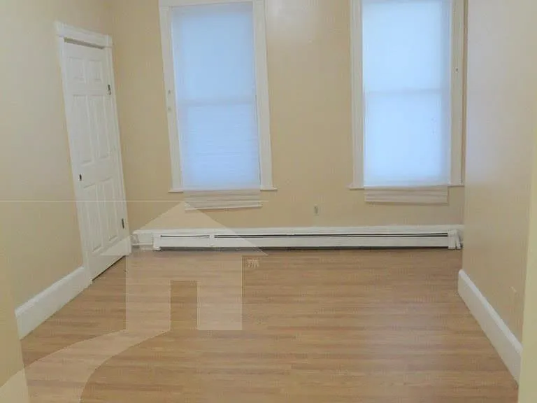 90 Norfolk St #1 — Photo 6