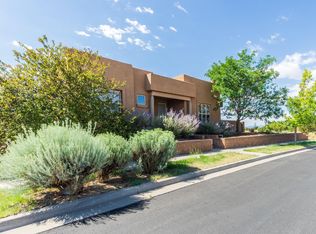 2 Sierra Grande Rd, Santa Fe, NM 87508