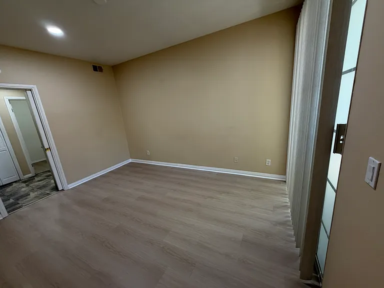 24111 Del Monte Dr #3 — Photo 18