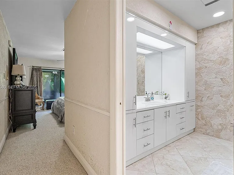 18805 W Lake Dr #18805 — Photo 22