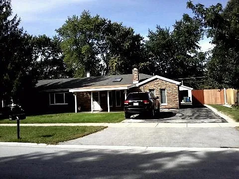 8112 Lotus Ave photo 1