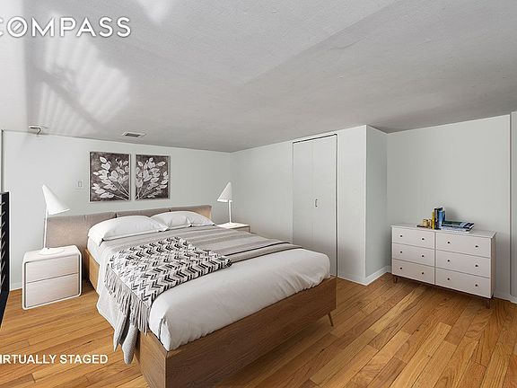 5th image of 184 Thompson St APT 1E