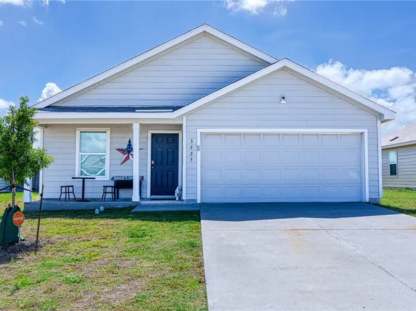 3225 El Dorado Dr, Robstown, TX 78380