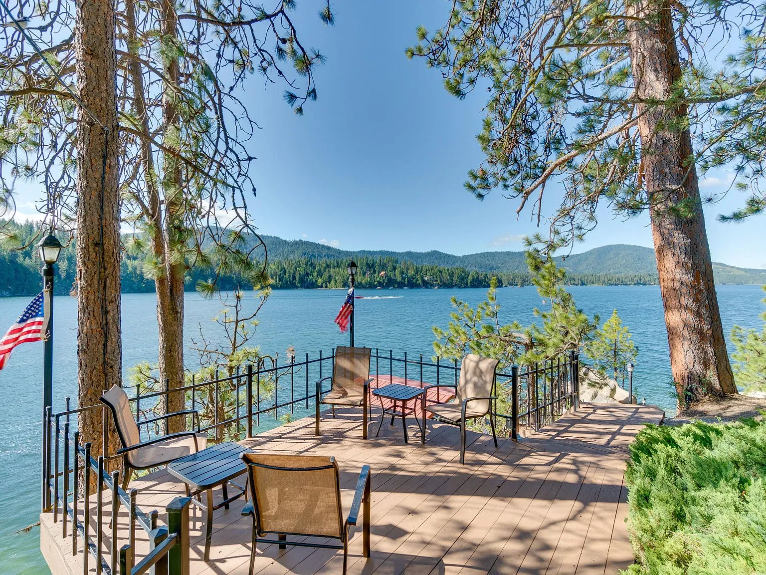 2 bed, 1.5 bath, 1116 sqft, $2,150 — Photo 2