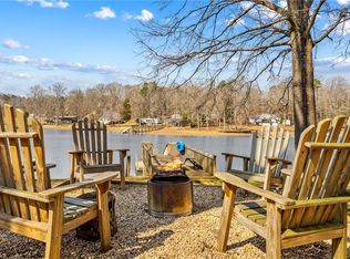 1331 Hickory Point Dr, Lexington, NC 27292