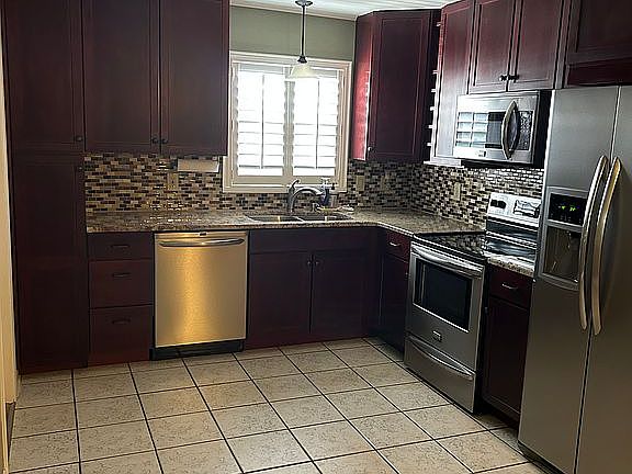 5th image of 1857 Belleair Rd