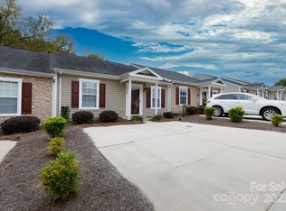 2068 Pin Oak Pl, Cramerton, NC 28032