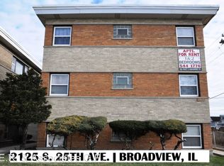 2125 S 25th Ave APT 2W, Broadview, IL 60155