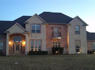 801 W Cleburne Rd, Crowley, TX 76036