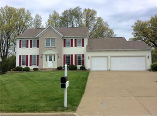 1187 Corsham Cir, Akron, OH 44312