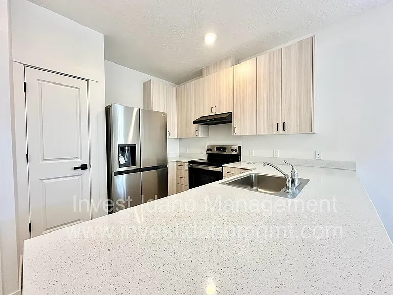 1214 Southside Blvd — Photo 7
