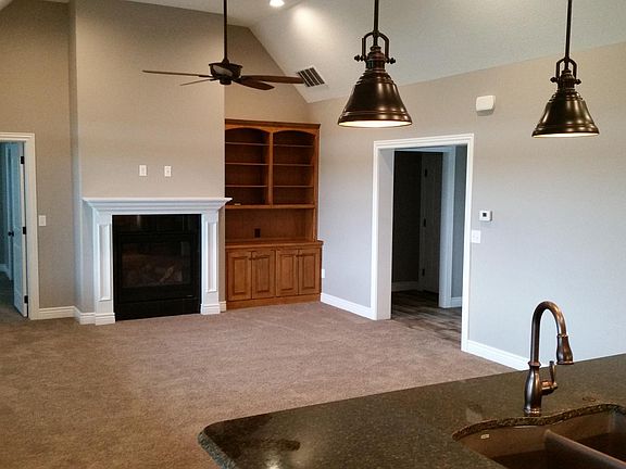 2nd image of 16 Kisiwa Village Rd #B