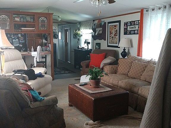 Bedroom(s) on both ends.