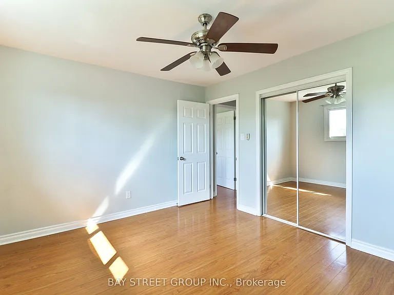 489 Fergo Ave #UPPER — Photo 19
