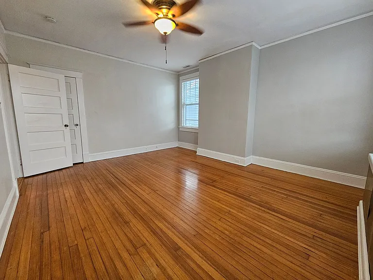 537 Washington Park — Photo 19