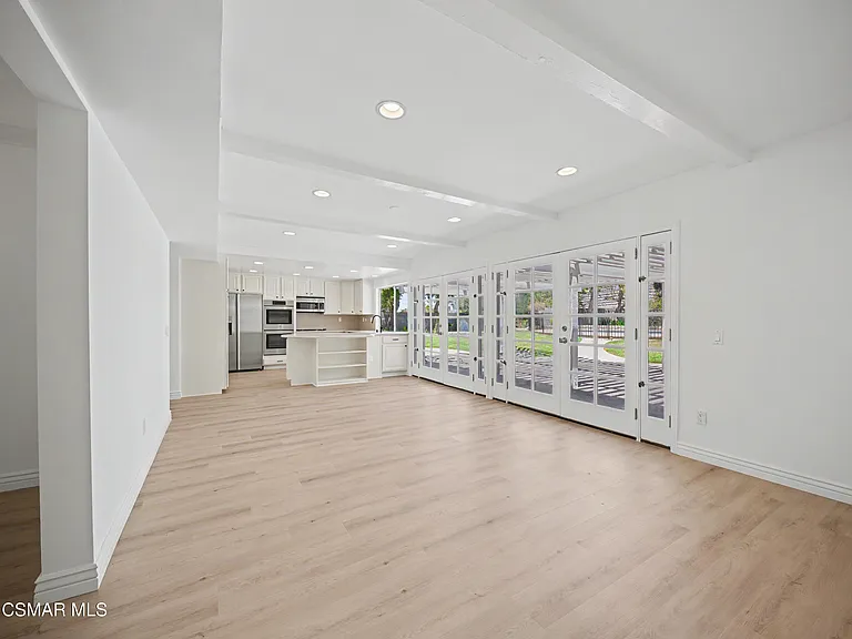 22777 Brenford St — Photo 15