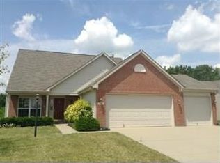 660 Ponderosa Pine Dr, Whiteland, IN 46184