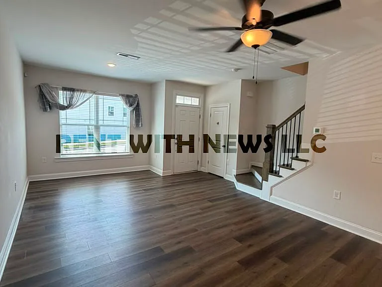 1407 Raines Meadow Dr — Photo 13