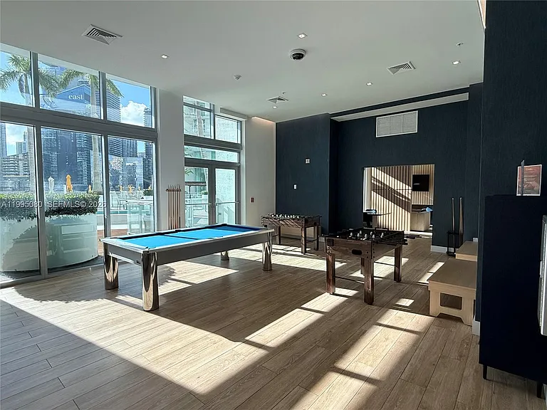 90 SW 3rd St #2112 — Photo 31