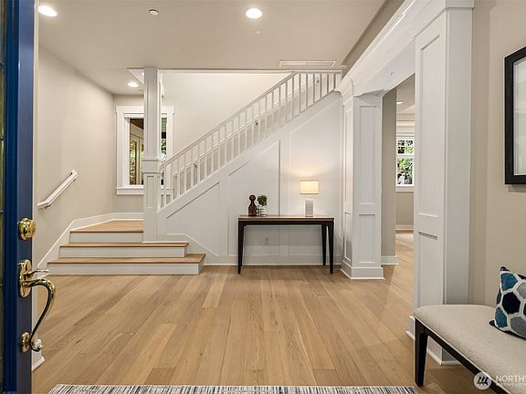 3rd image of 3811 97th Avenue NE