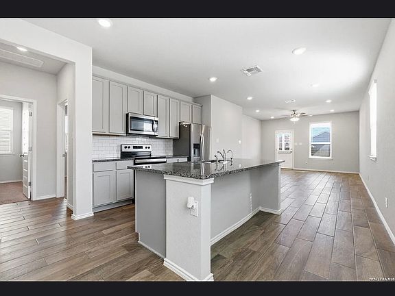 3rd image of 2521 Hiddenbrooke Trce