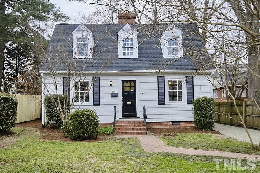 1st image of 1511 Woodland Dr