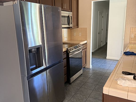 5th image of 3029 Garfield Ln