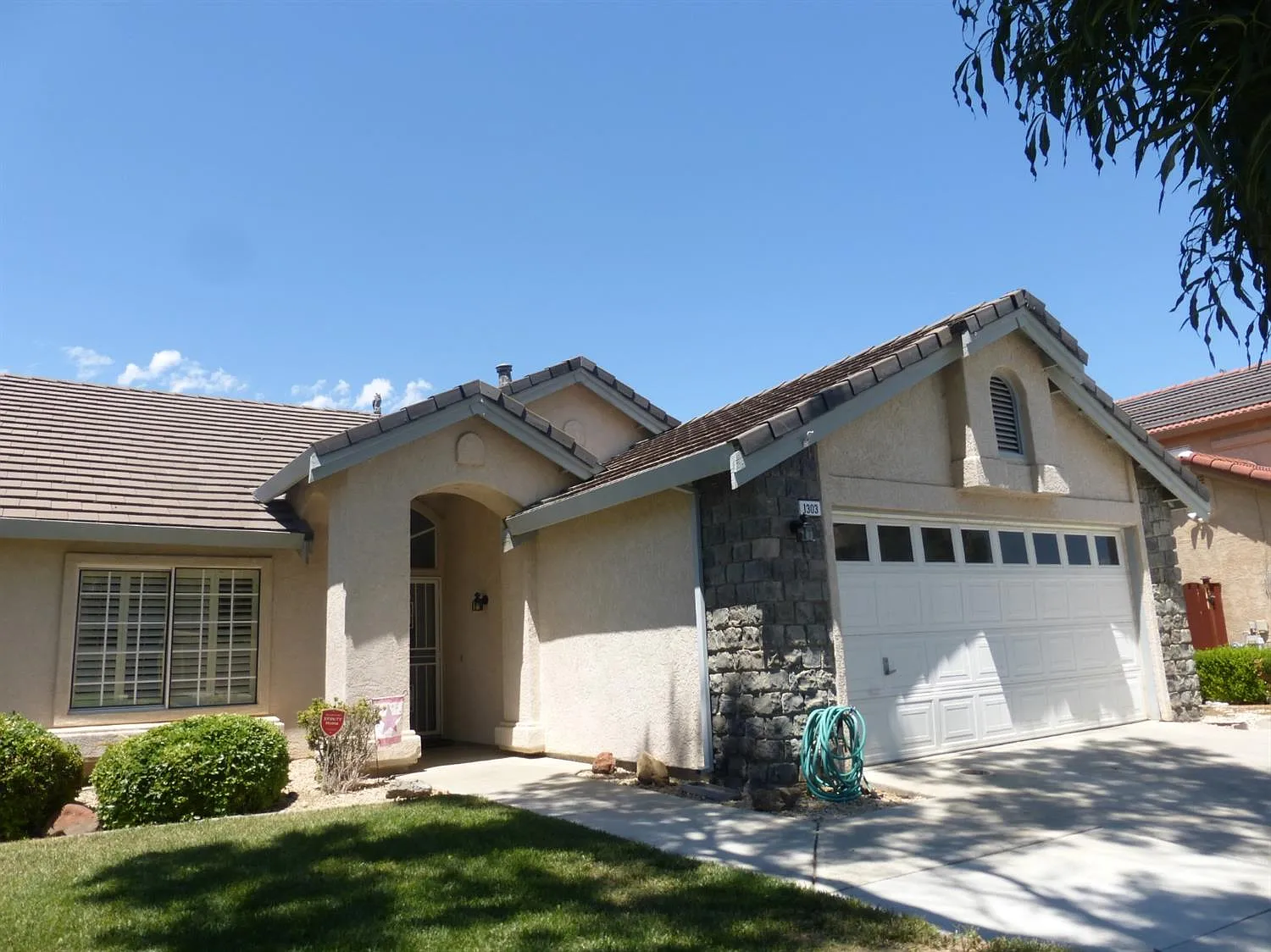 1303 Blue Teal Way photo 1