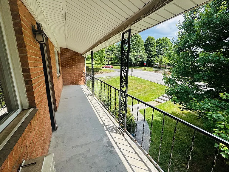 109 Northview Dr #4 — Photo 5