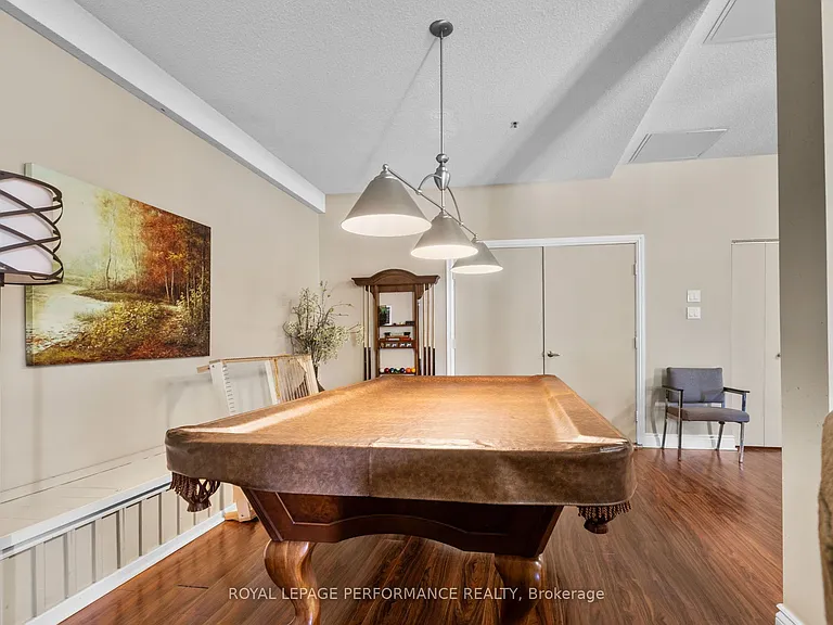1 Rosamond St E #106 — Photo 34