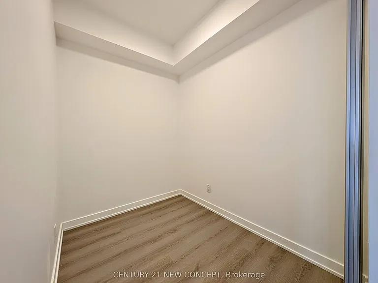 100 Queen St E #2715 — Photo 5