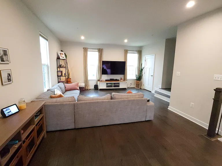 719 Sky Bridge Dr — Photo 10