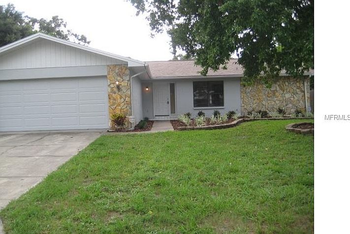1st image of 1463 Carolyn Ln