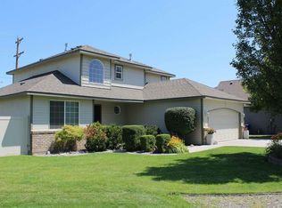 432 Lombardy Ln, Richland, WA 99352