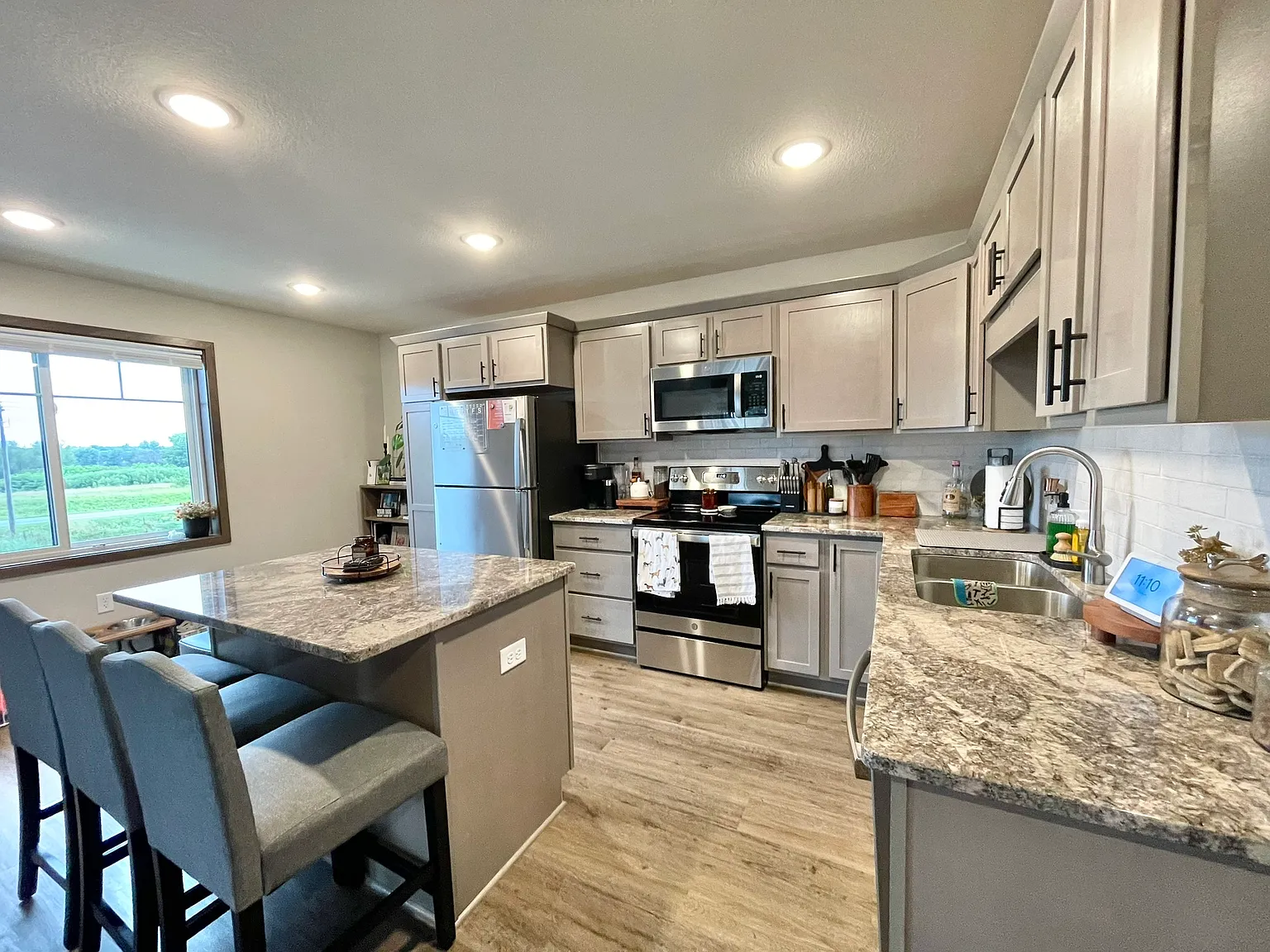 5562 Timber Trail - Unit 3 — Photo 1