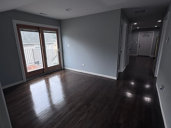 3rd image of 1214 N 19th Ave APT 2