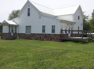 9010 E 575 S, Birdseye, IN 47513