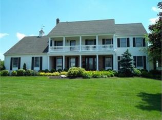 5 Rowlands Rd, Flemington, NJ 08822