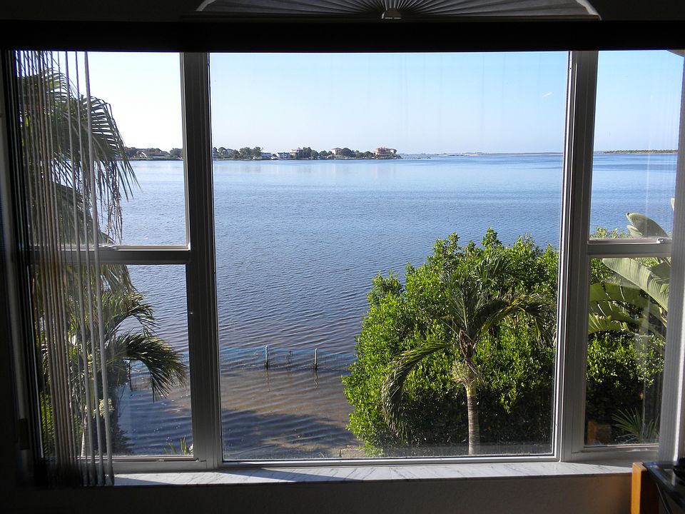 2033 Harbour Watch Cir, Tarpon Springs, FL 34689 Zillow