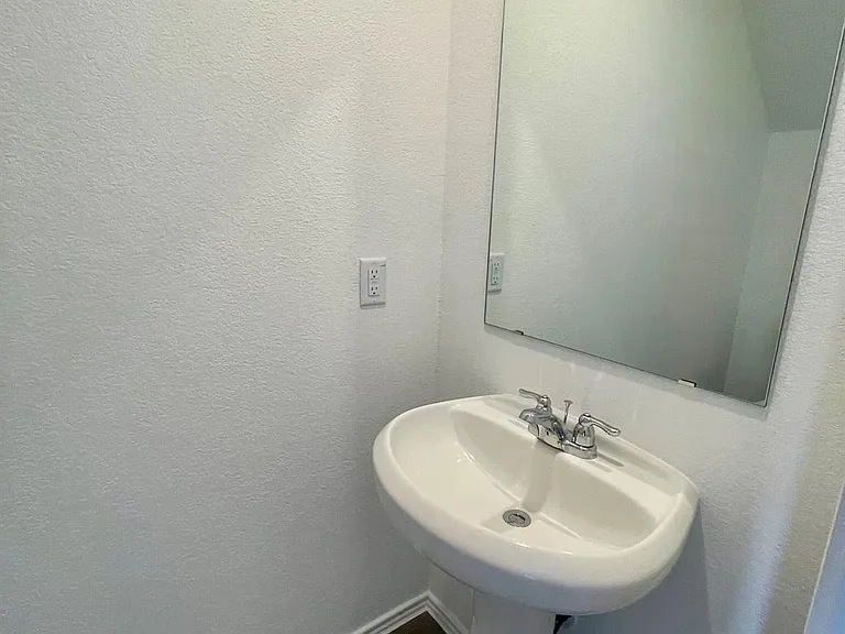 2217 Willkomen Way — Photo 9