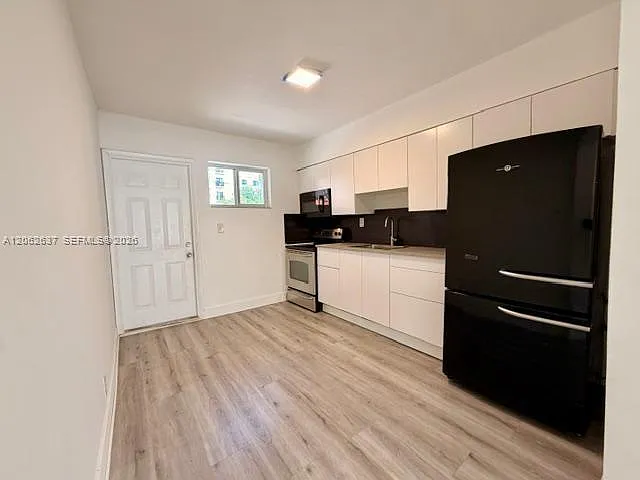132 SW 20th Ave #132 — Photo 3