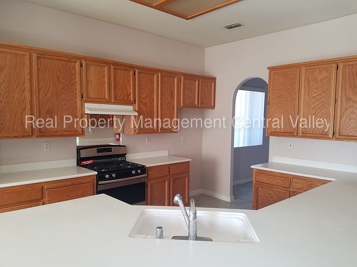1st image of 3253 Kay Bridges Pl